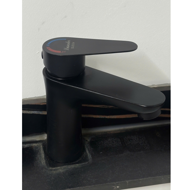 Vòi Lavabo Tròn Eo Đen 20cm (VLB59)